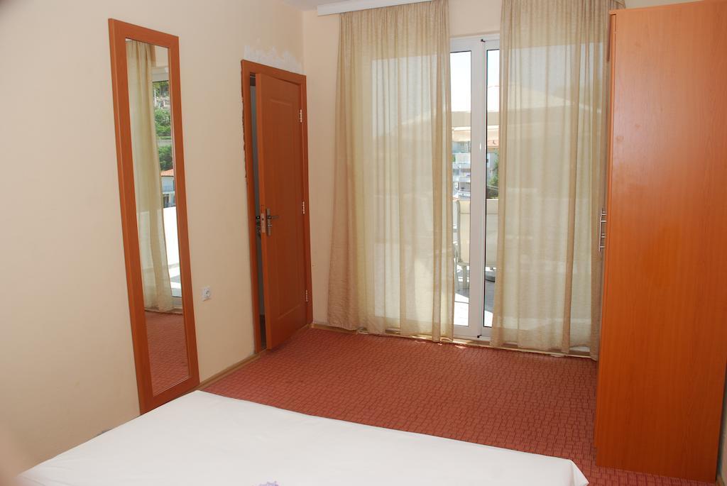 Apartments Ismy Ulcinj Chambre photo