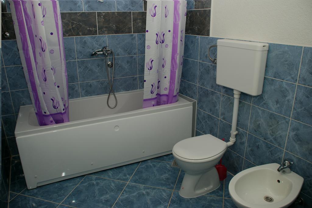 Apartments Ismy Ulcinj Chambre photo