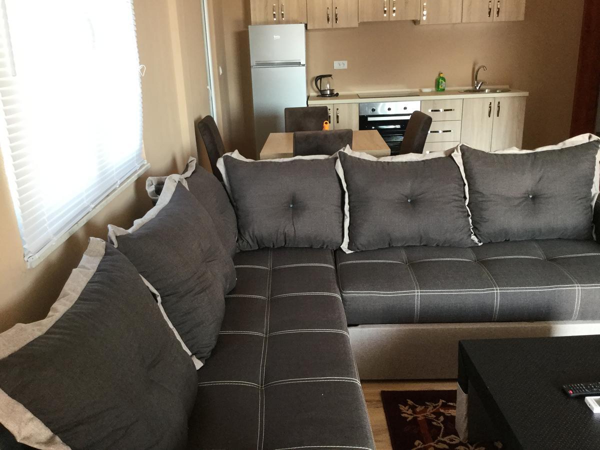 Apartments Ismy Ulcinj Extérieur photo